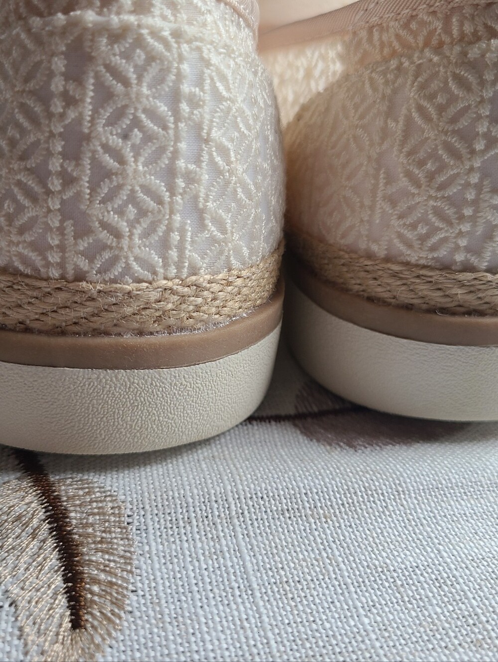 Skechers BOBS Women's Slip-On Espadrilles - Cream Beige Size 9 - Picture 8 of 9